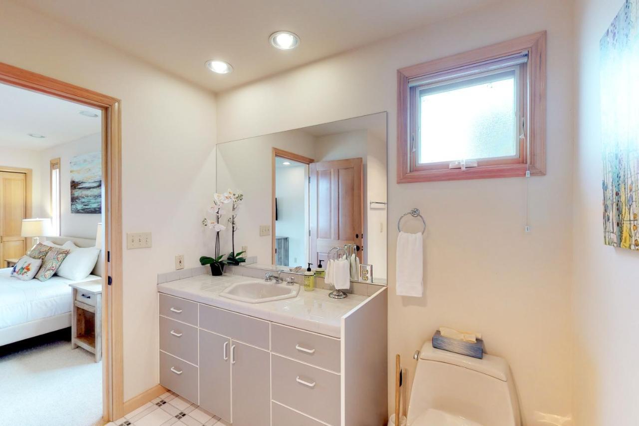 South Lakeshore Waterfront Oasis 첼런 외부 사진