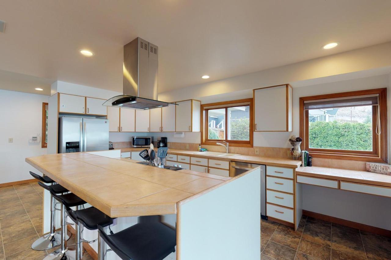 South Lakeshore Waterfront Oasis 첼런 외부 사진