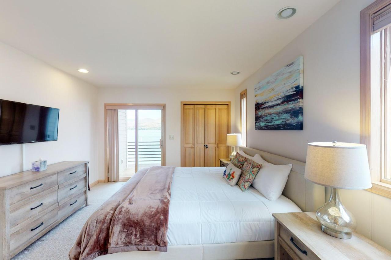 South Lakeshore Waterfront Oasis 첼런 외부 사진